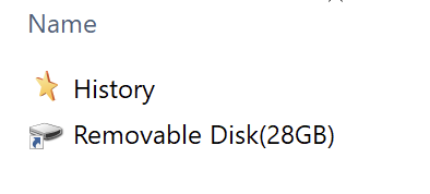 画像 4 は、悪意のある LNK ファイルを含む偽の History フォルダーのスクリーンショットです。名前、星型のアイコン、History、リムーバブルディスク(28GB) が表示されています。 